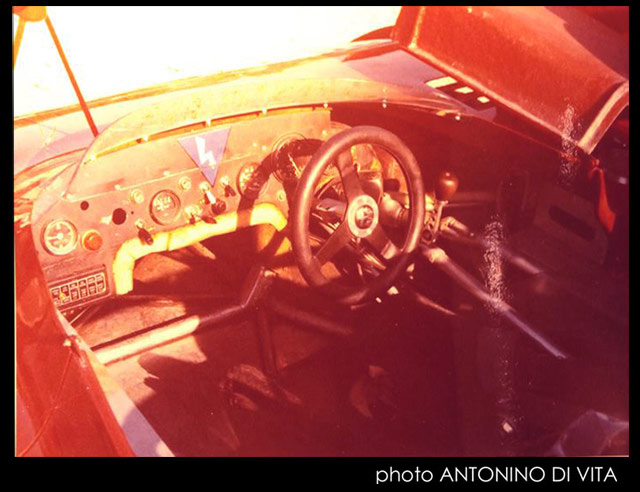 4 Alfa Romeo 33 TT3  A.De Adamich - T.Hezemans f - Verifiche (2).jpg